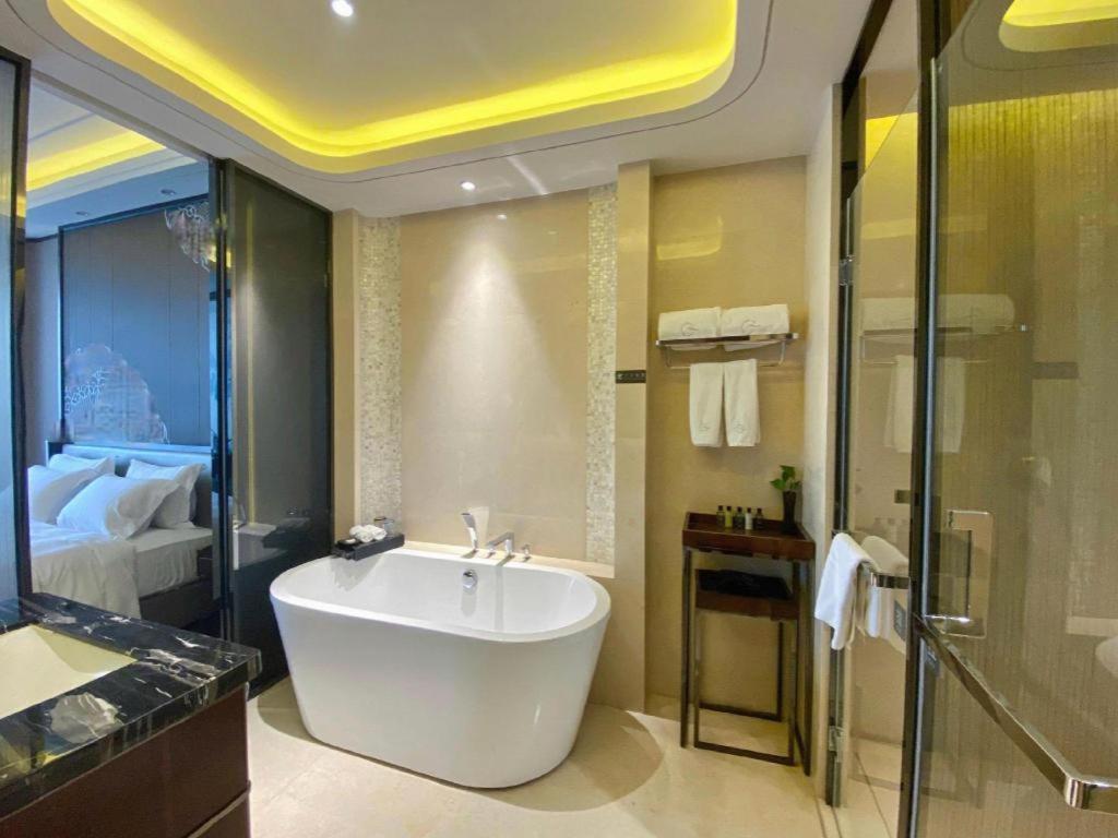 Beijing Grand Skylight International Hotel Екстериор снимка